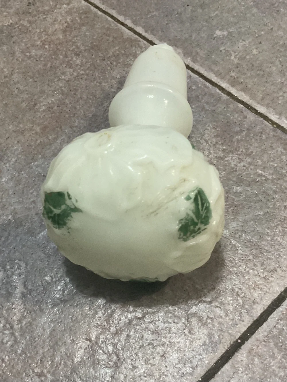 N/A elegant cream